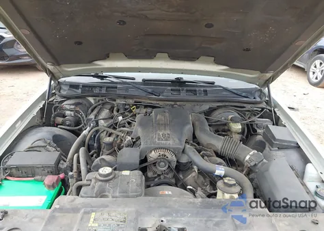 2004 Mercury Grand Marquis Gs from USA, damaged, VIN 2MEFM74W14X660611